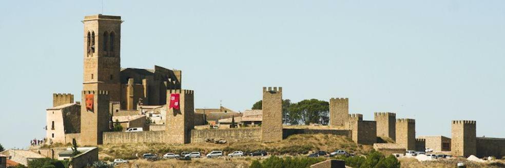 El Diezmo Artajona ภายนอก รูปภาพ